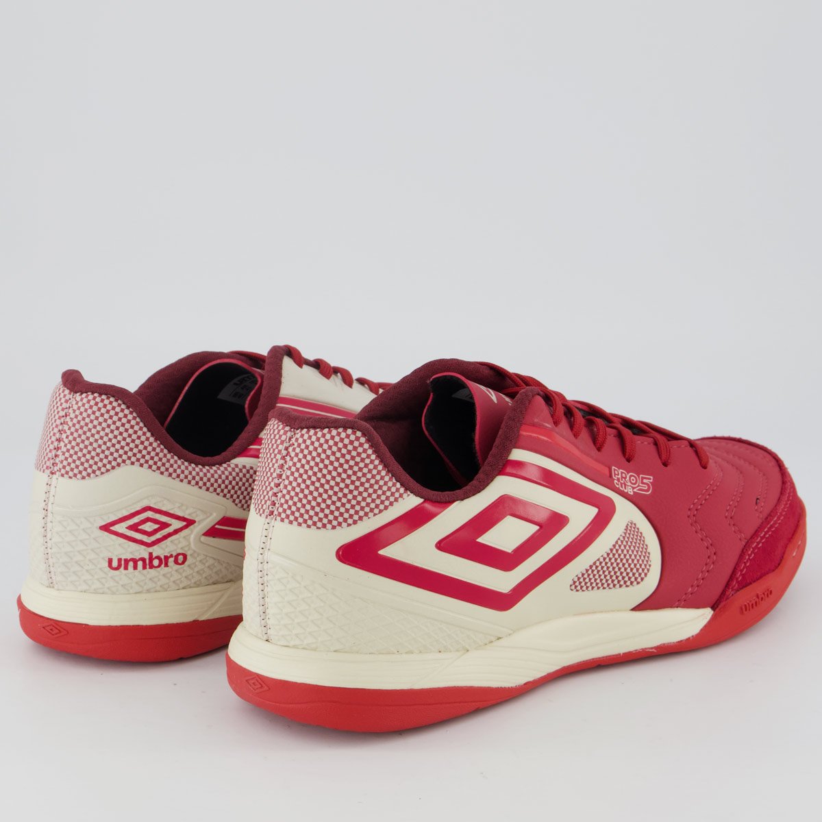 Chuteira Umbro Pro 5 Bump Club Futsal Branca e Vermelha Vermelho 3