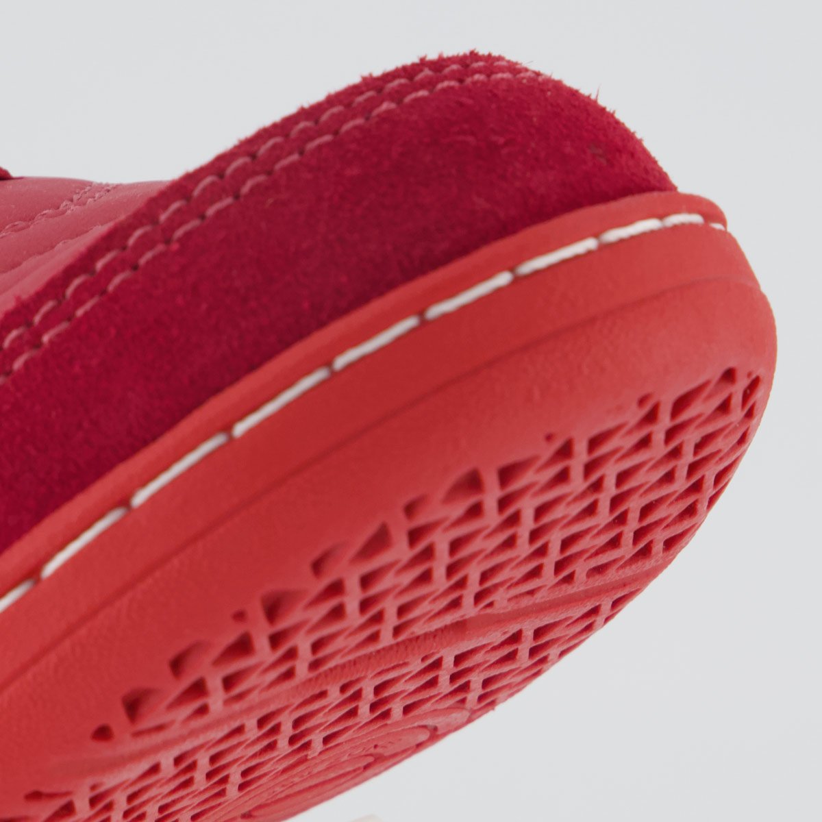 Chuteira Umbro Pro 5 Bump Club Futsal Branca e Vermelha Vermelho 8