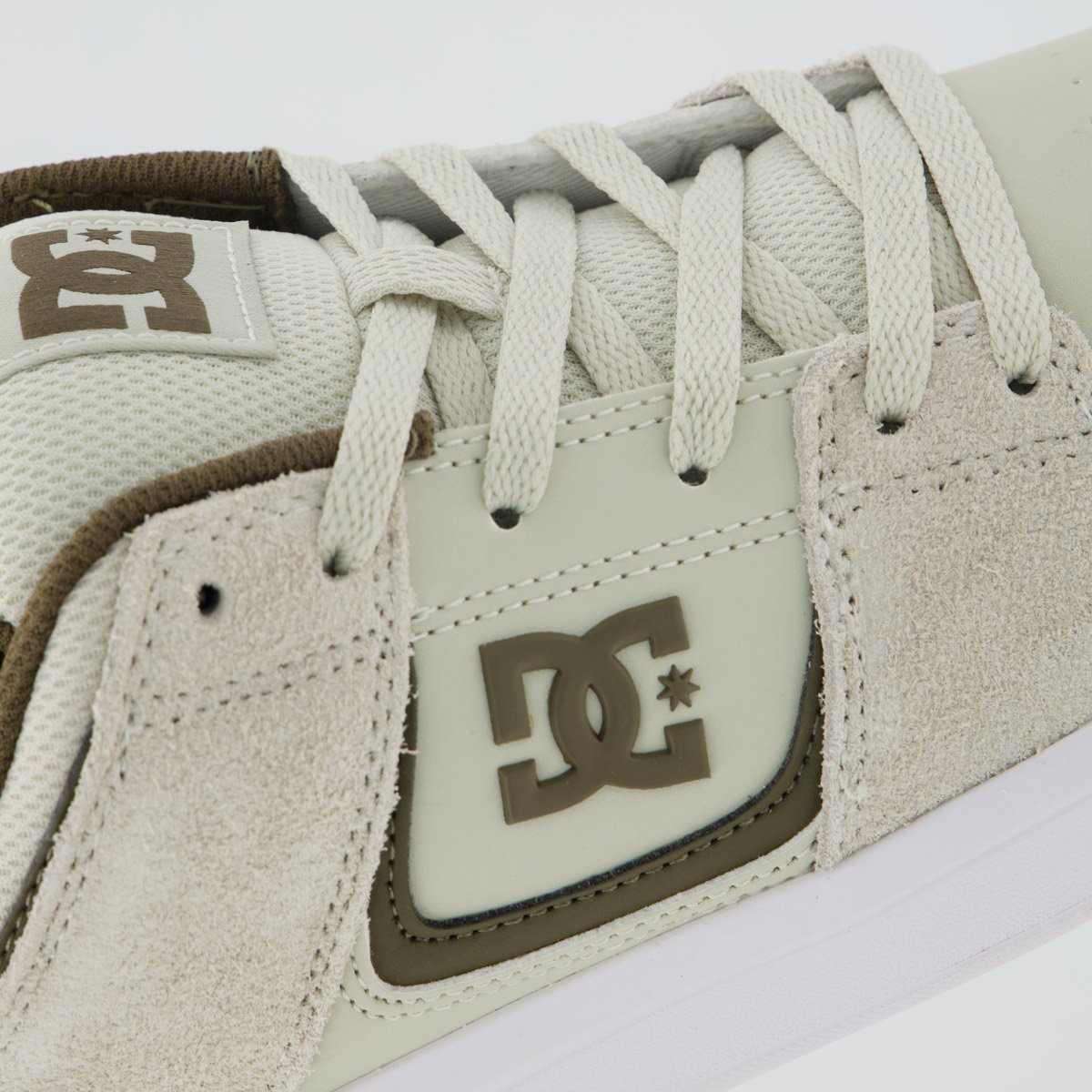 Tênis DC Shoes Cure Off White Bege 7