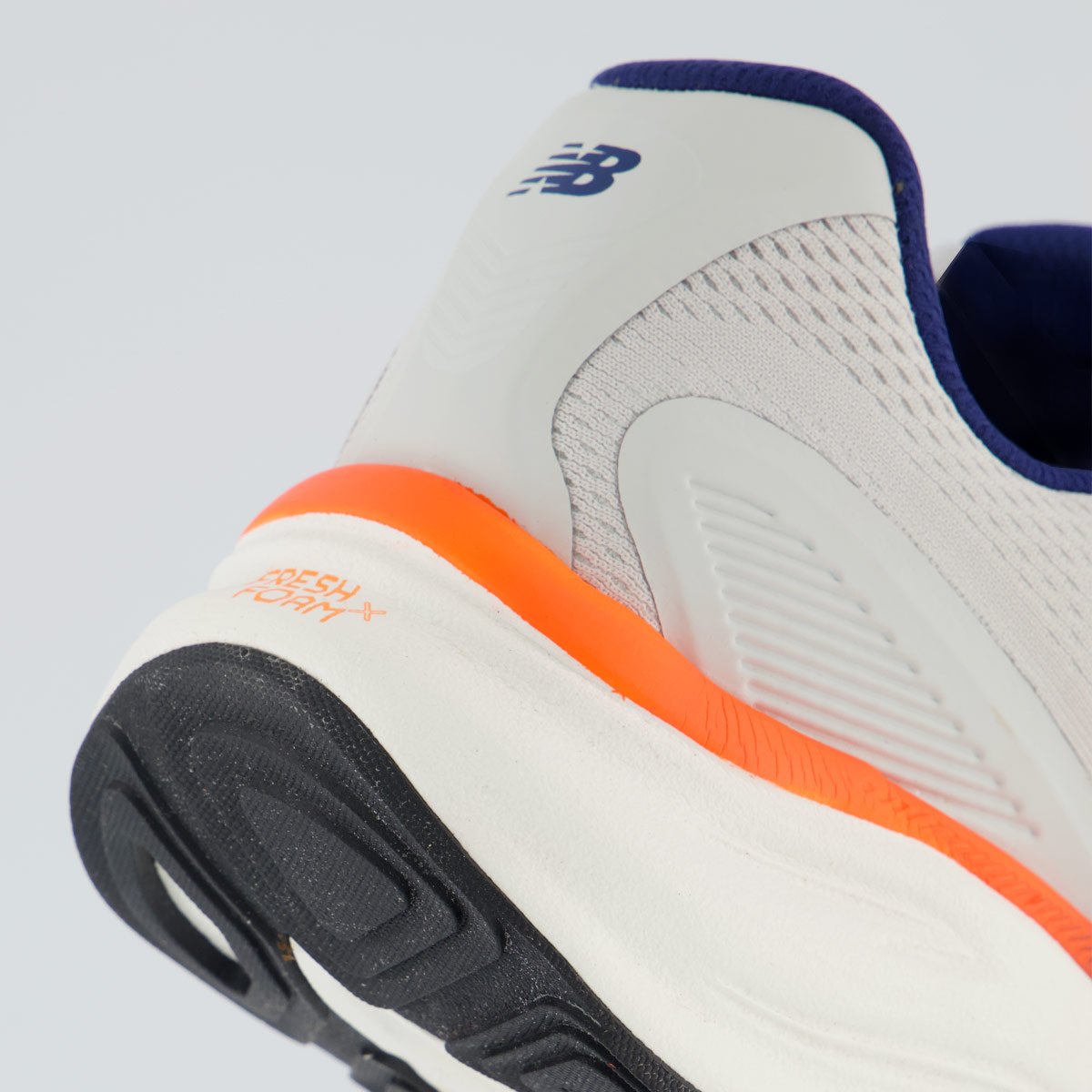 Tênis New Balance Fresh Foam X Kaiha Road V2 Cinza Claro Cinza 6