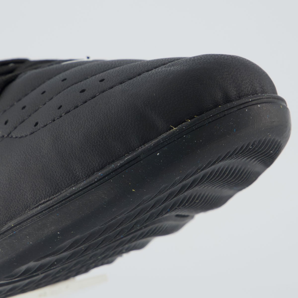 Chuteira Penalty Classic Y-1 Futsal Preta e Branca Preto 8