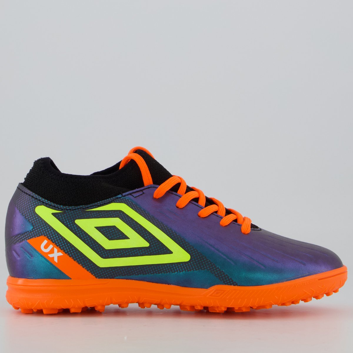 Chuteira Umbro Ux Society Juvenil Furta-Cor e Laranja