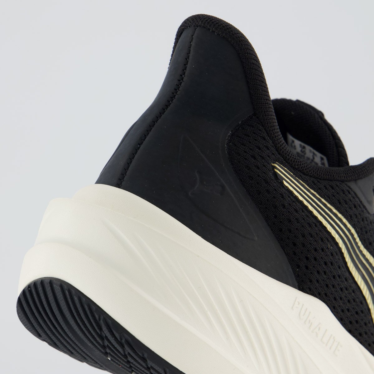 Tênis Puma Dasher Lite Wns Bdp Feminino Preto e Dourado Preto 6