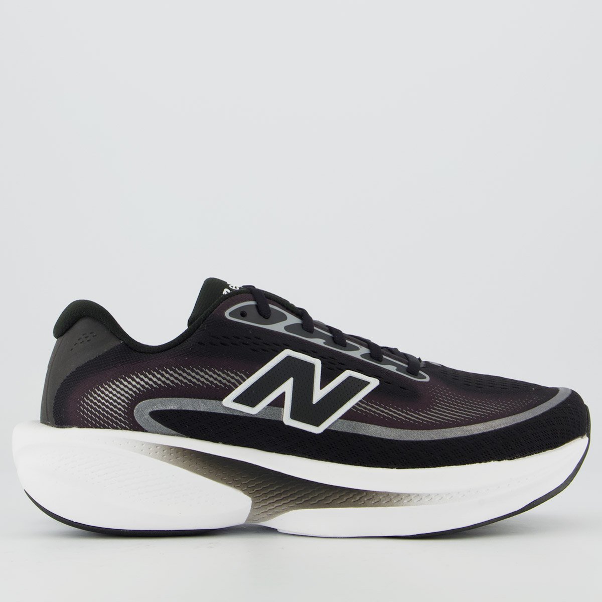 Tênis New Balance Fresh Foam Ellipse Preto e Branco
