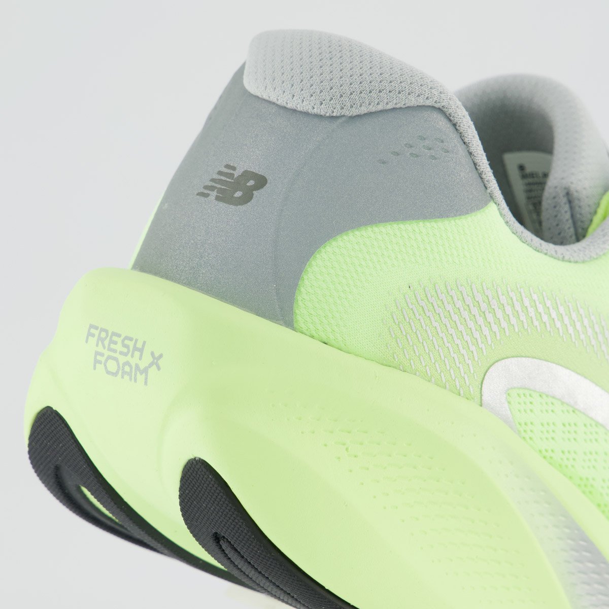 Tênis New Balance Fresh Foam Ellipse Feminino Verde Verde 6