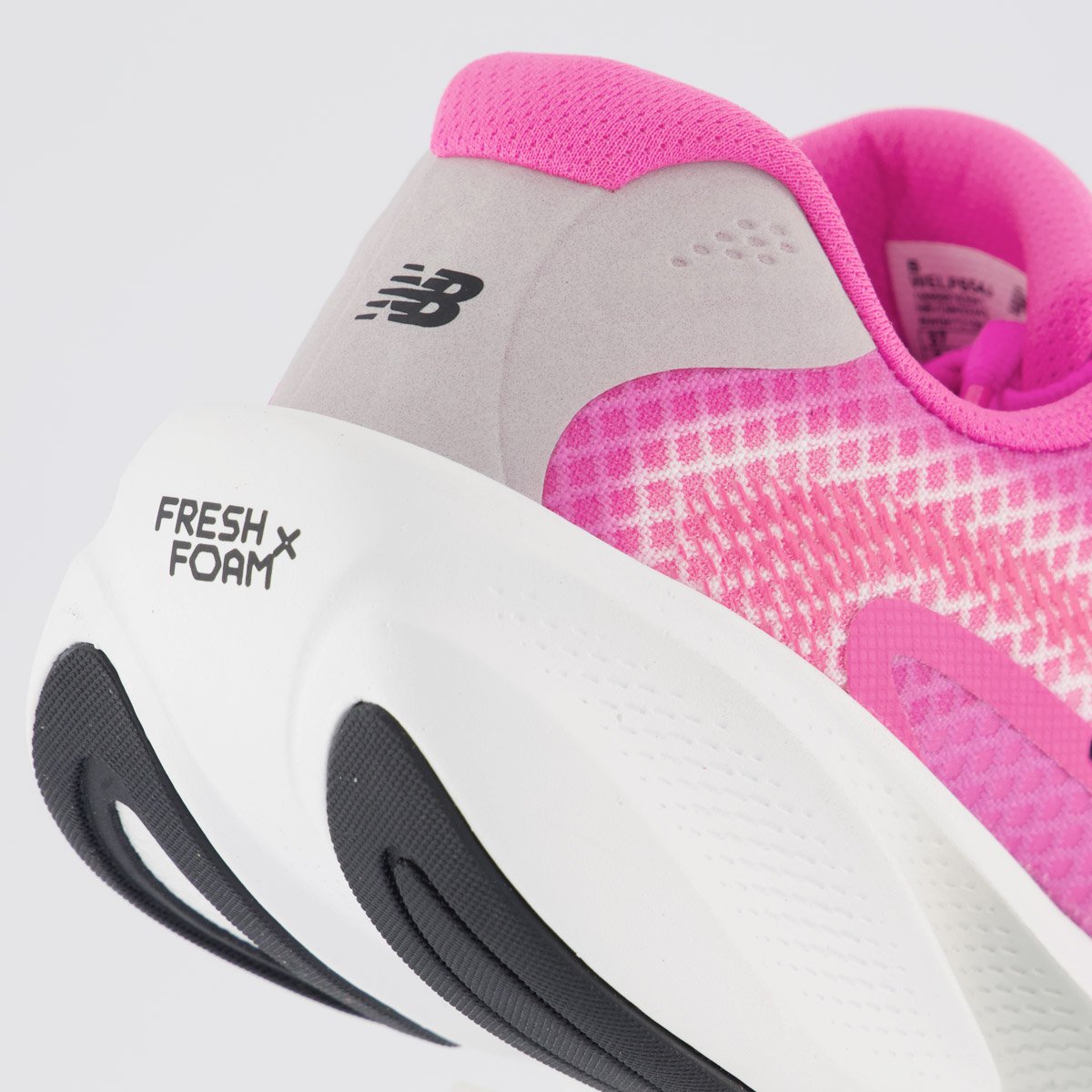 Tênis New Balance Fresh Foam Ellipse Feminino Rosa e Branco Rosa 6