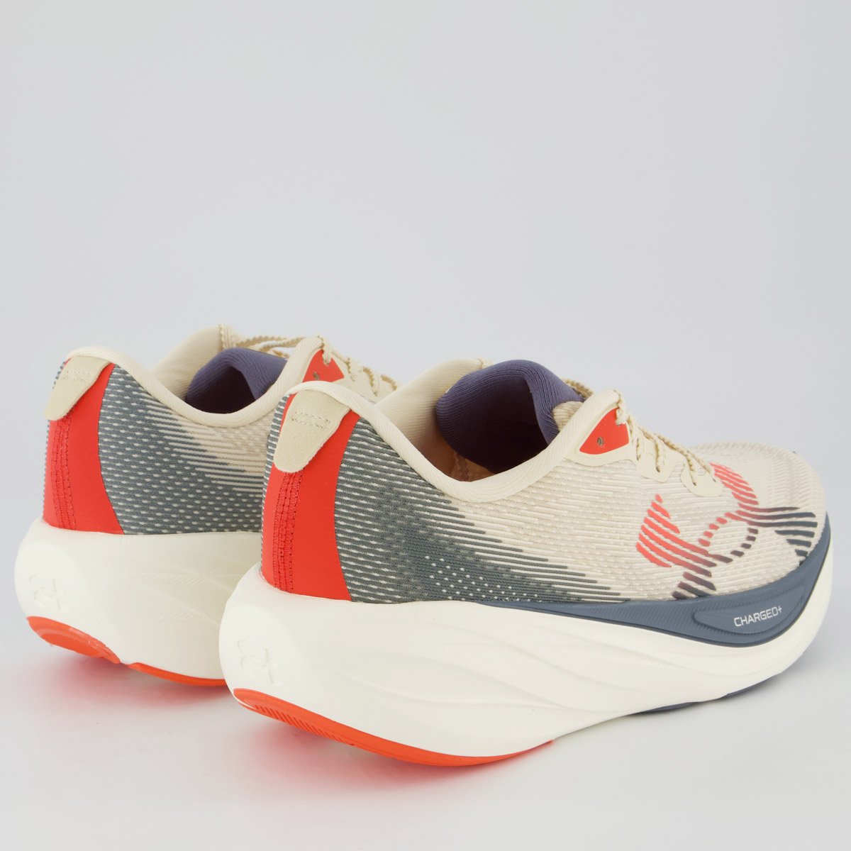 Tênis Under Armour Charged Nonstop Off White e Cinza Branco 3