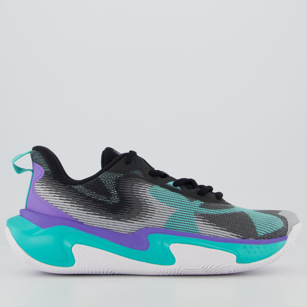 Tênis Under Armour Layup Lilás e Ciano