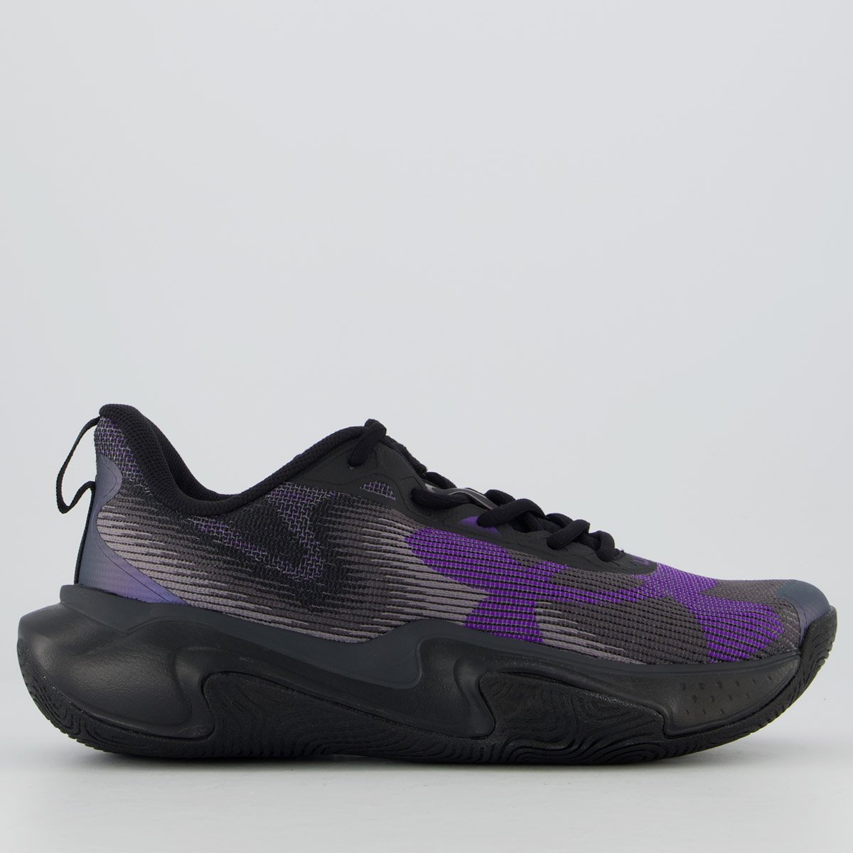 Tênis Under Armour Layup Preto e Roxo