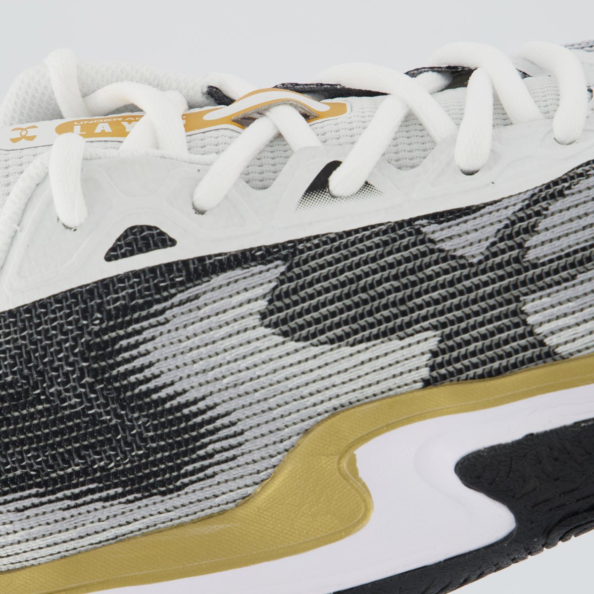 Tênis Under Armour Layup Branco e Preto Cinza 7