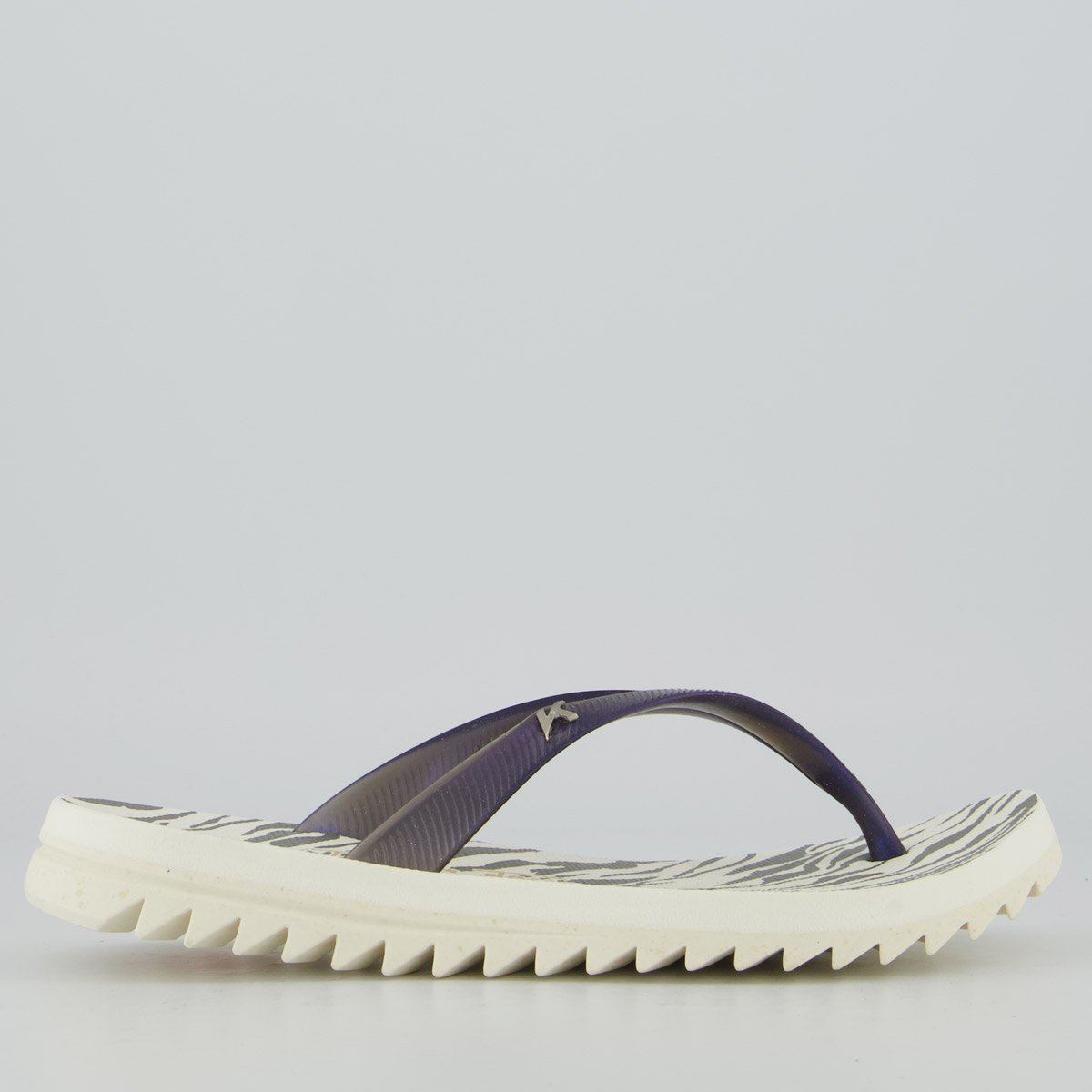 Chinelo Kenner Ibiza Tasha & Tracie Branco Feminino Preto/Branco 2