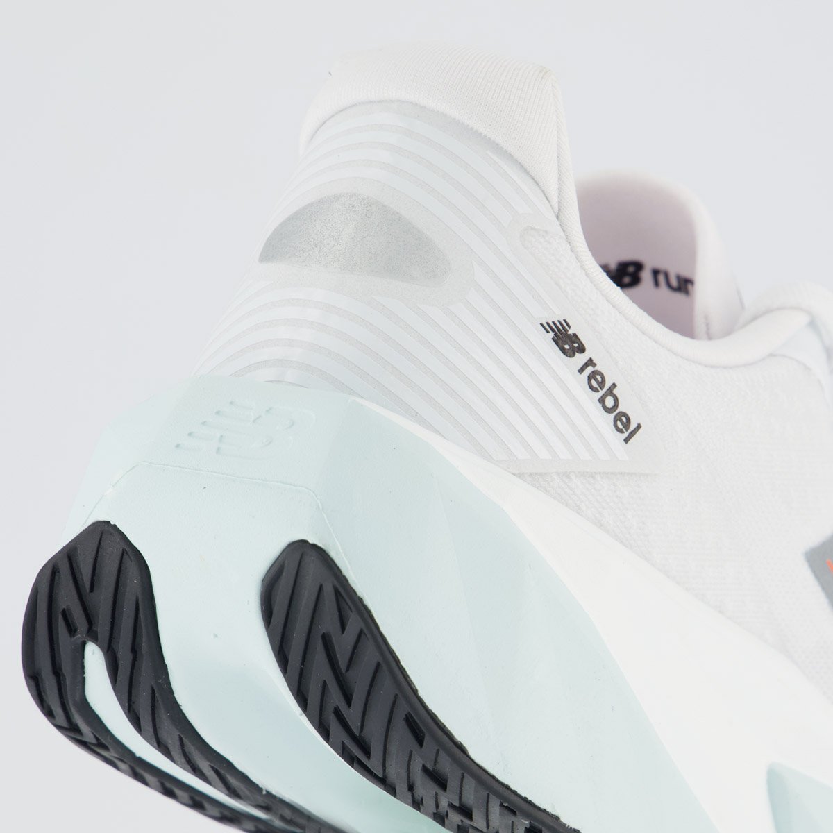 Tênis New Balance Fuelcell Rebel V5 Feminino Branco Branco 6