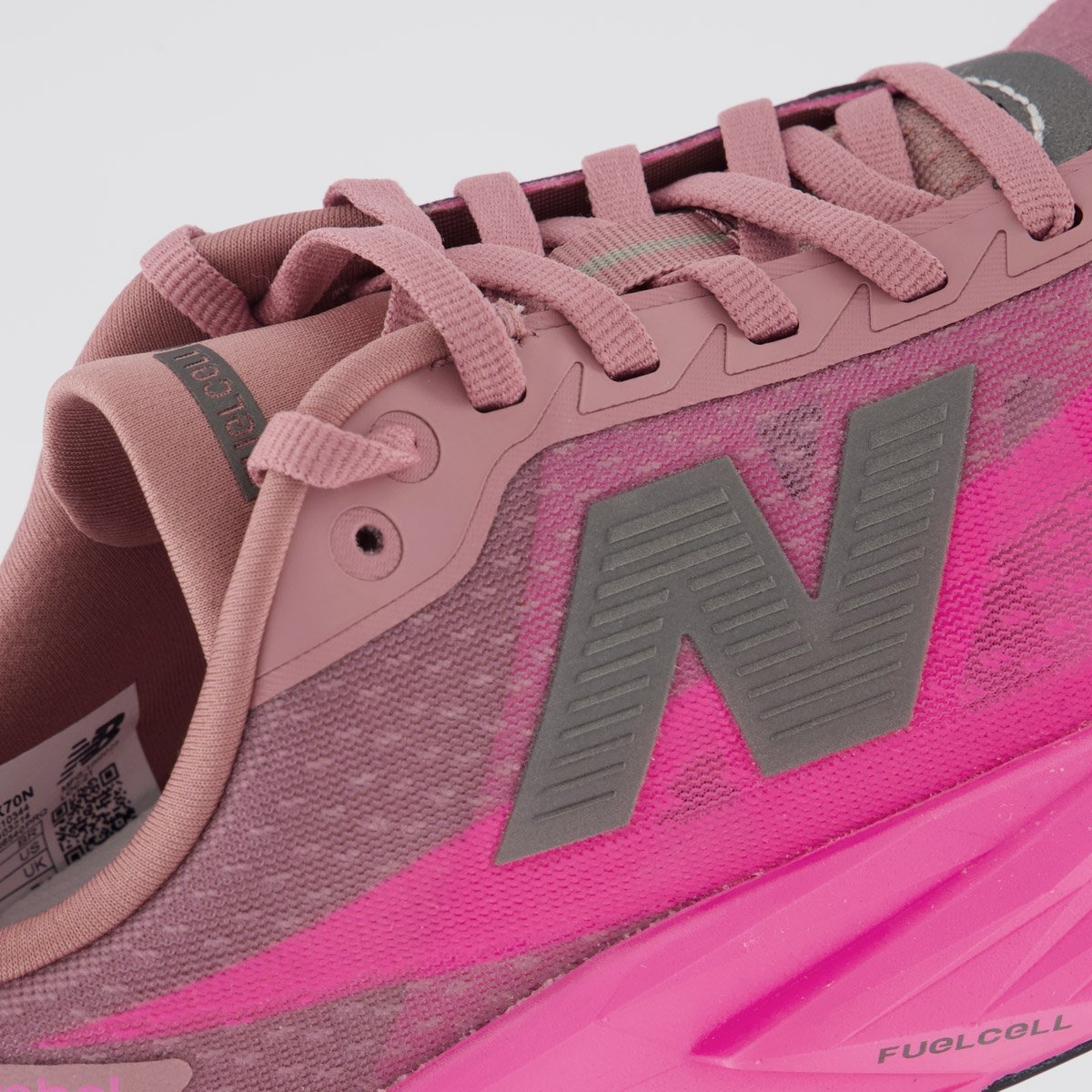 Tênis New Balance Fuelcell Rebel V5 Feminino Rosa e Cinza Rosa/Cinza 7