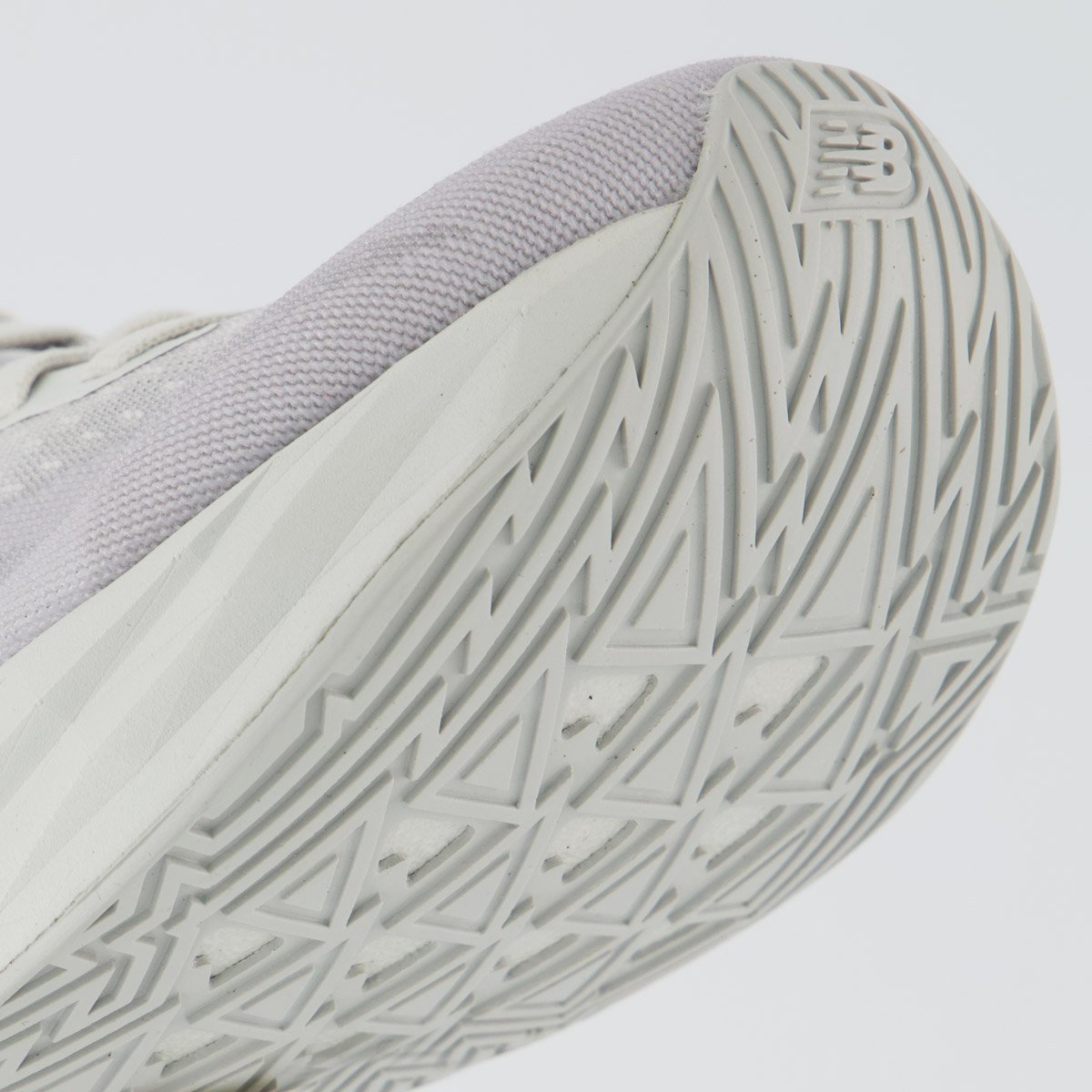 Tênis New Balance Fuelcell Rebel V5 Feminino Cinza Claro Cinza 8