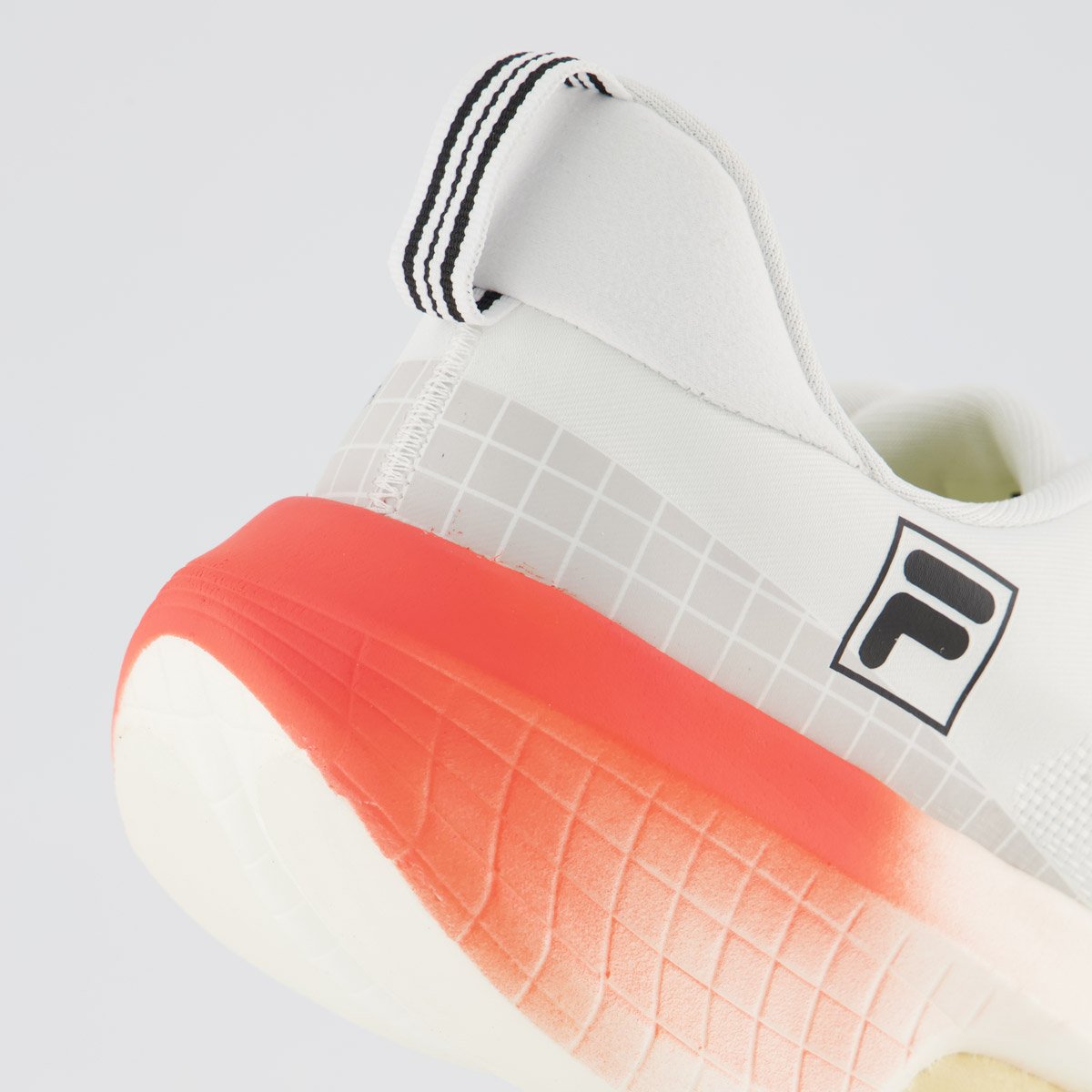 Tenis Fila Speedrocker Skyfoam Branco e Preto Branco 6