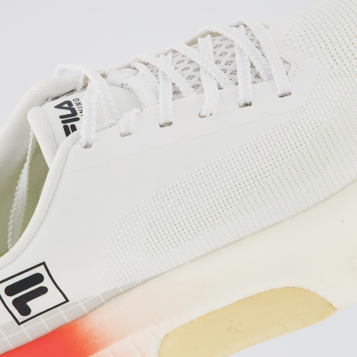 Tenis Fila Speedrocker Skyfoam Branco e Preto Branco 7