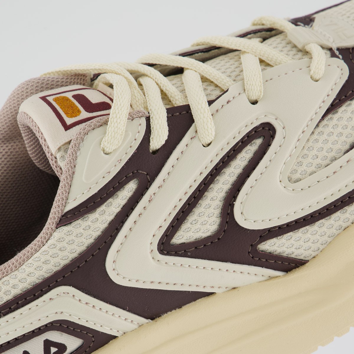 Tenis Fila Buzzard Bold Feminino Off-White e Marrom Off White/Marrom 7