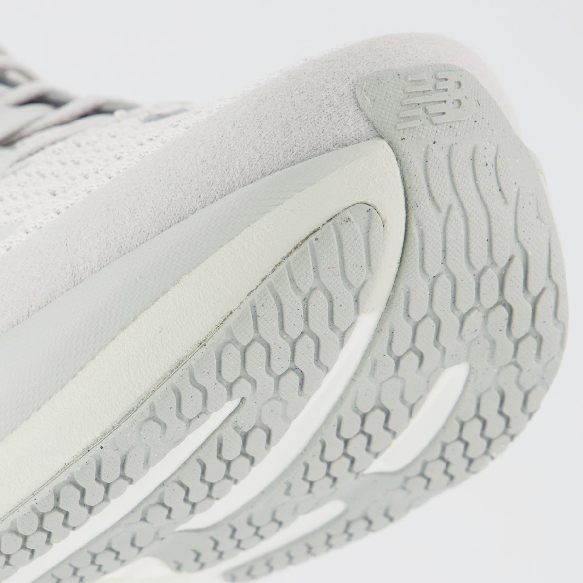 Tênis New Balance Fresh Foam X 1080 V15 Feminino Cinza Claro Cinza 8