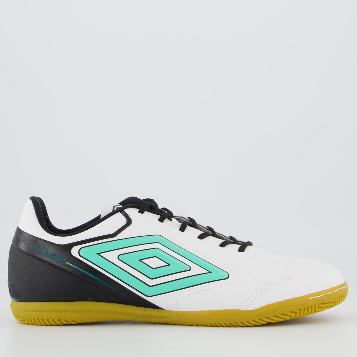 Chuteira Umbro Master Class Club Futsal Branca e Preta
