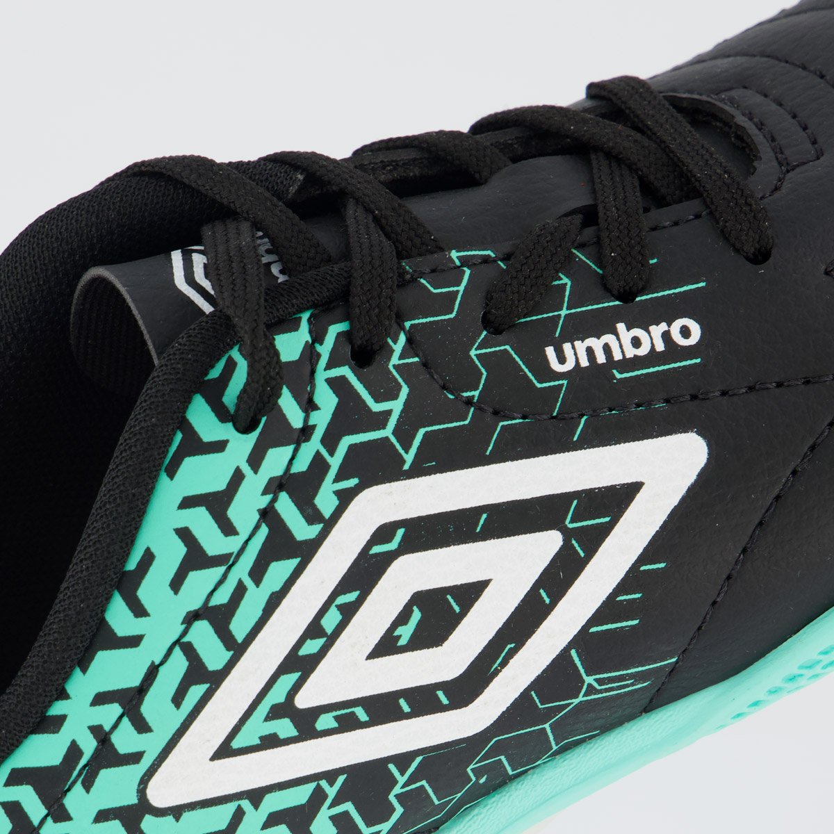 Chuteira Umbro Class Neo Futsal Juvenil Preta e Verde Preto/Verde 7