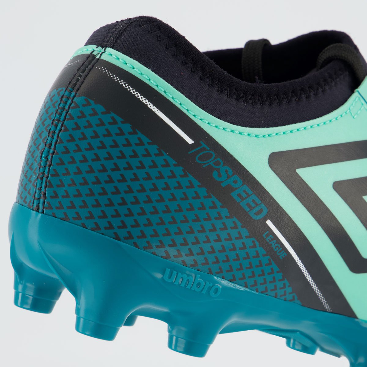 Chuteira Umbro Top Speed League Campo Verde e Preta Verde/Preto 6