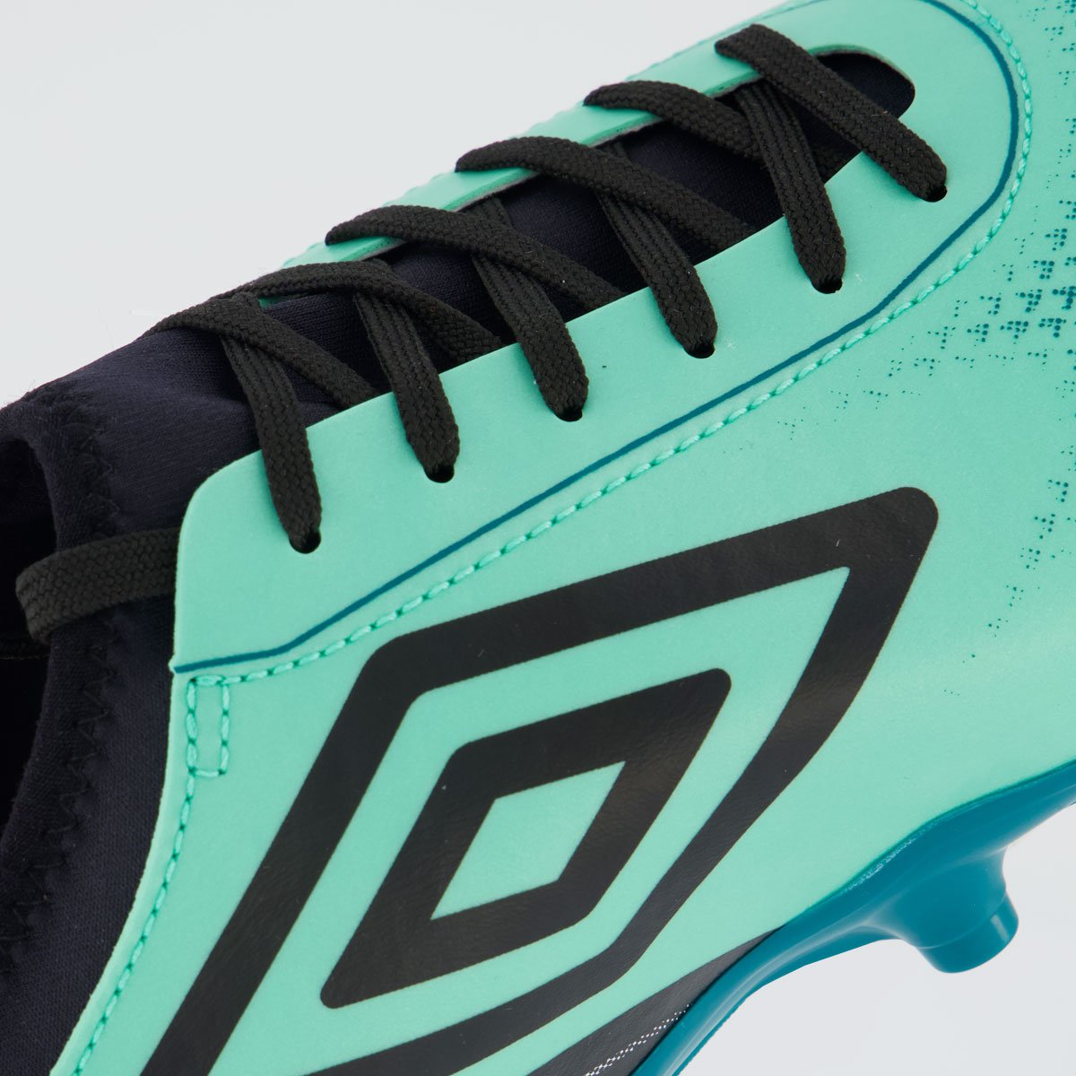 Chuteira Umbro Top Speed League Campo Verde e Preta Verde/Preto 7