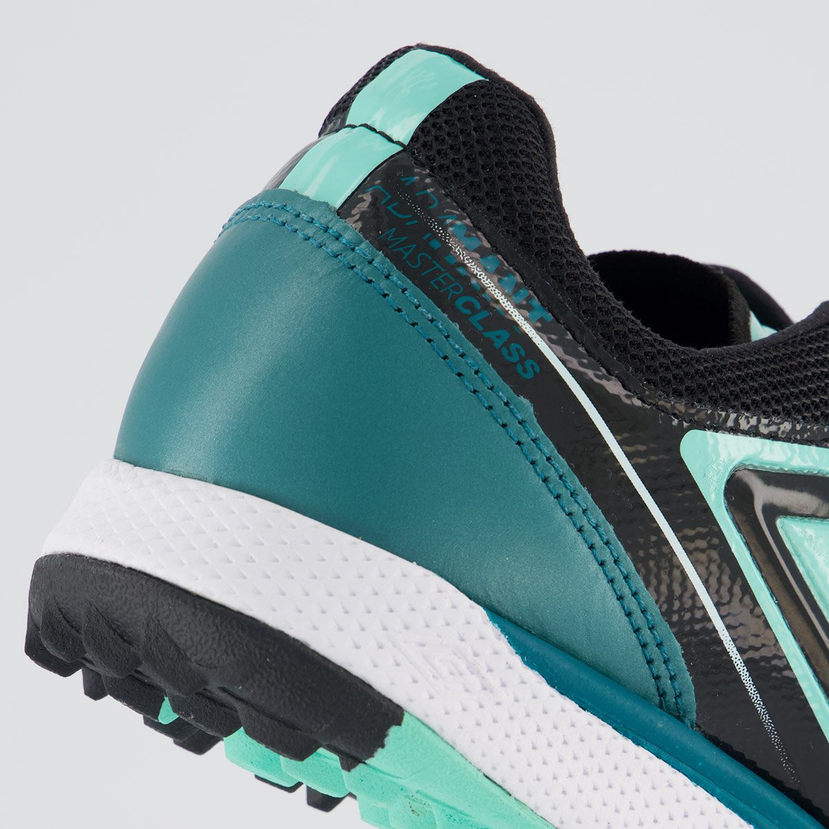 Chuteira Umbro Adamant Master Class Pro Bump Society Verde e Preta Verde/Preto 6