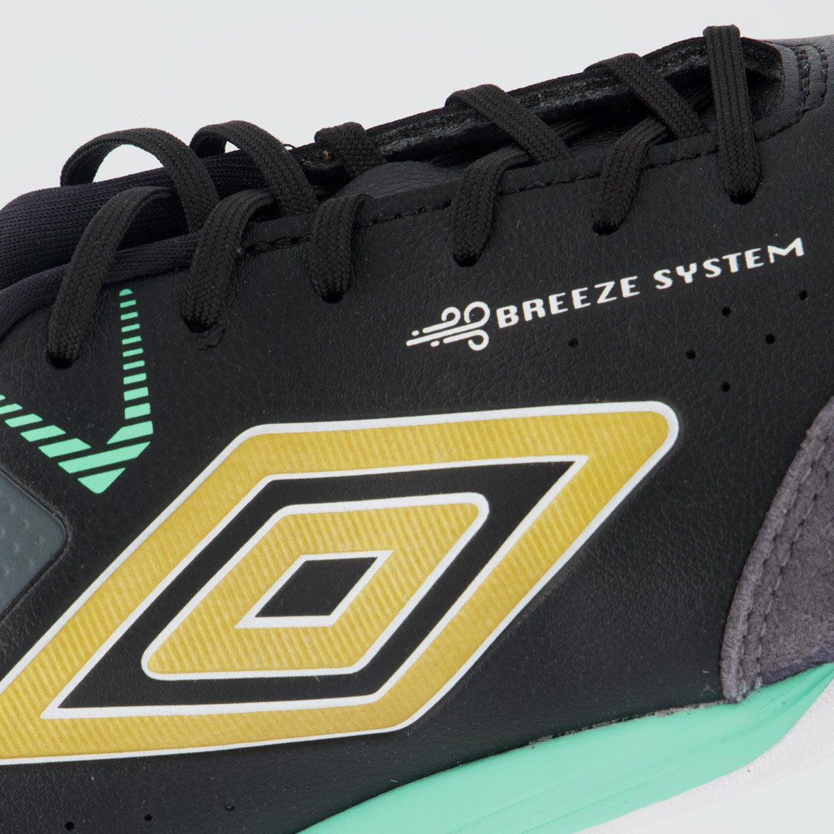 Chuteira Umbro Neo Comfort Futsal Preta e Verde Preto/Verde 7