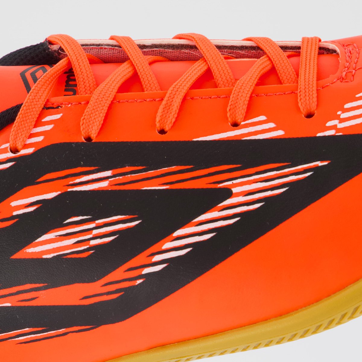 Chuteira Umbro Invictus Futsal Laranja e Preta Laranja/Preto 7