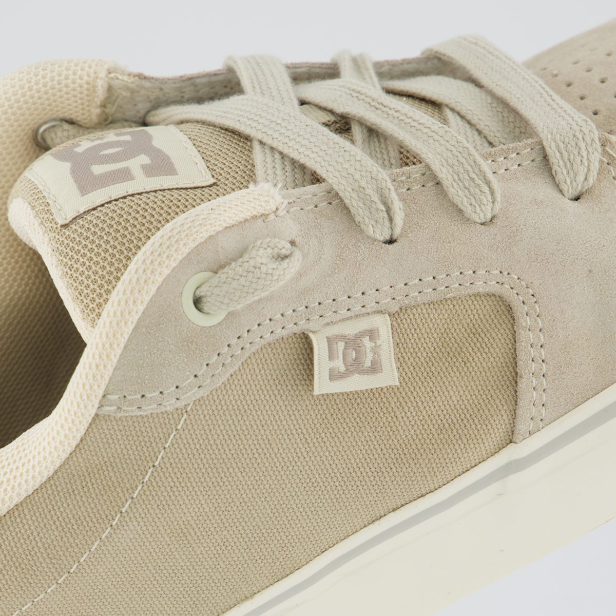 Tênis DC Shoes Anvil Blast Bege e Branco Bege/Branco 7