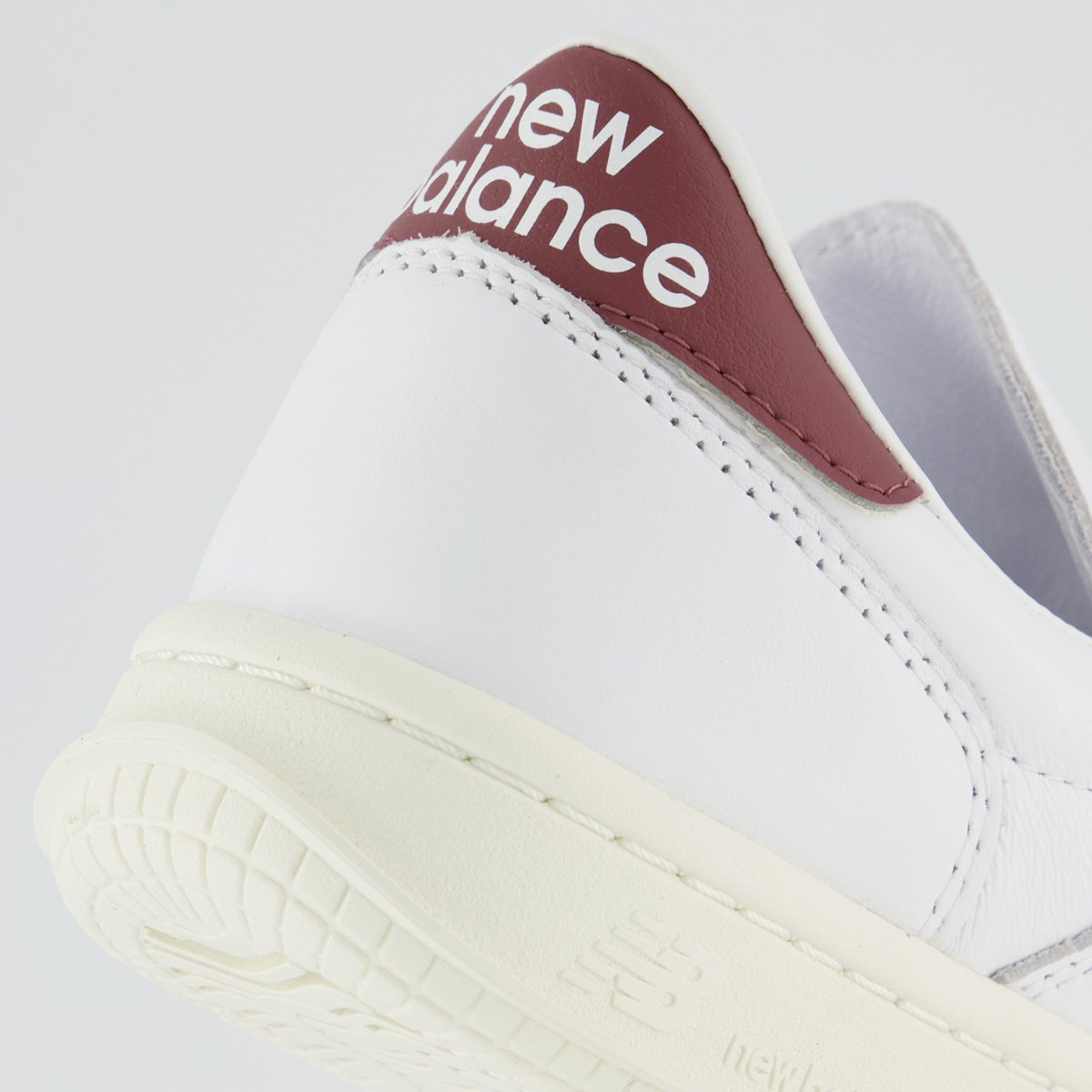 Tênis New Balance CT 500 Branco e Bordô Branco/Bordô 6