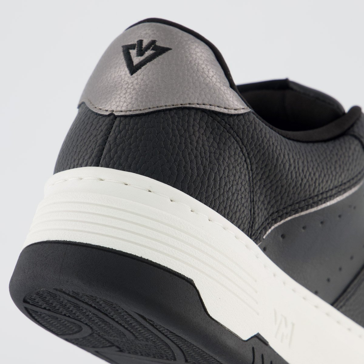 Tênis Via Marte V297 Feminino Preto e Branco Preto/Branco 6