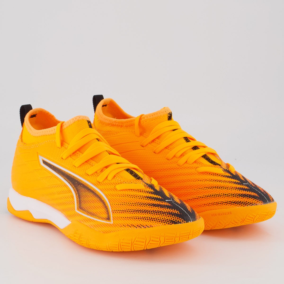 Chuteira Puma Ultra 6 Match IT + MID Futsal Juvenil Laranja e Preta Laranja/Preto 2