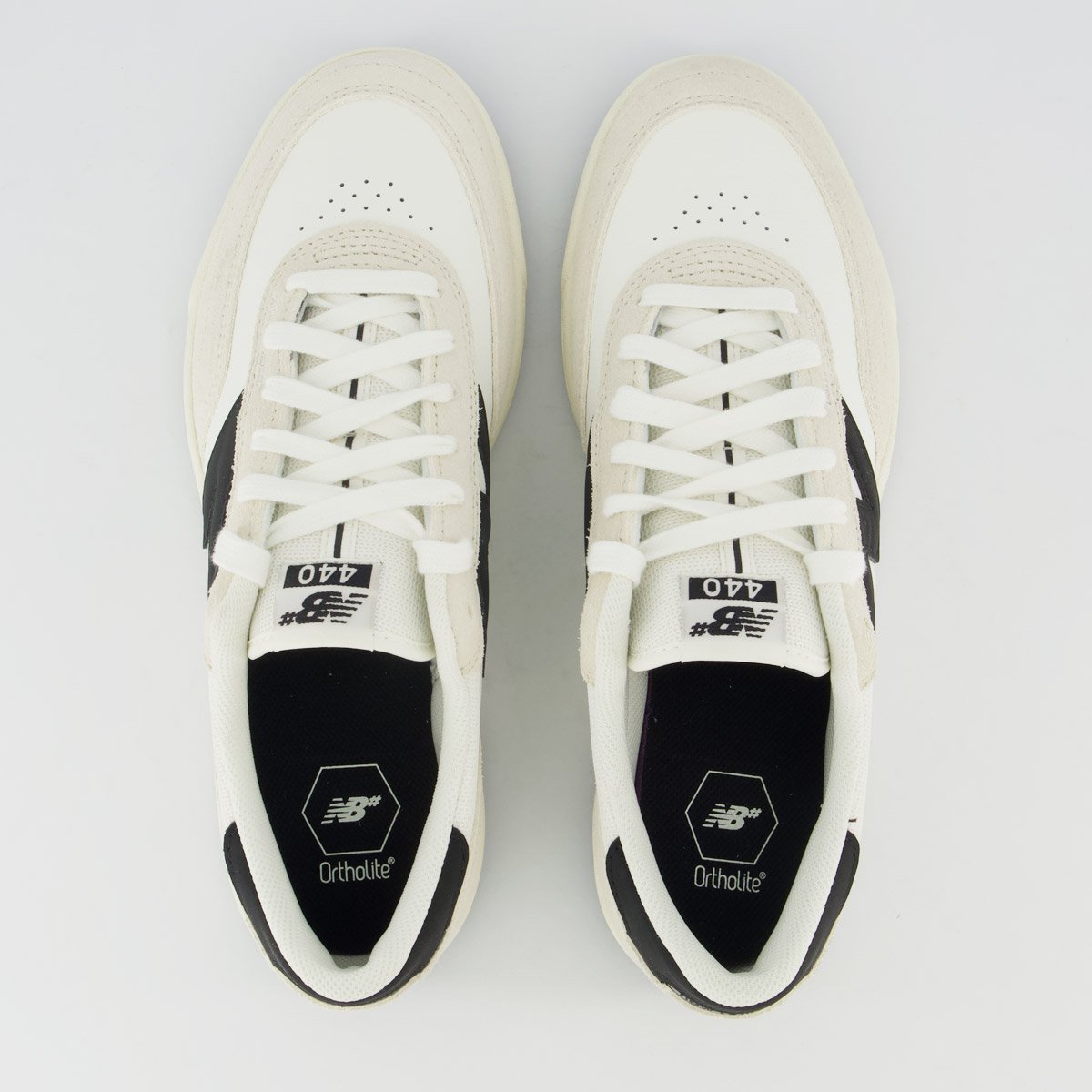 Tênis New Balance Numeric 440 V2 Off-White e Preto Off White/Preto 4