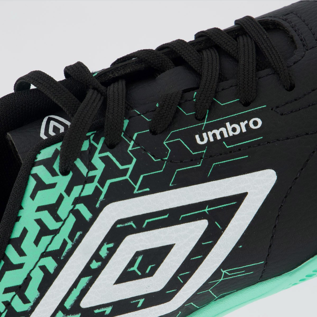 Chuteira Umbro Class Neo Futsal Preta e Verde Preto/Verde 7