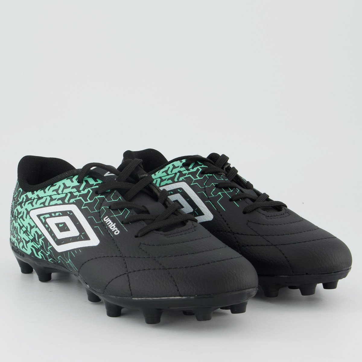 Chuteira Umbro Class Neo Campo Juvenil Preta e Verde Preto/Verde 2