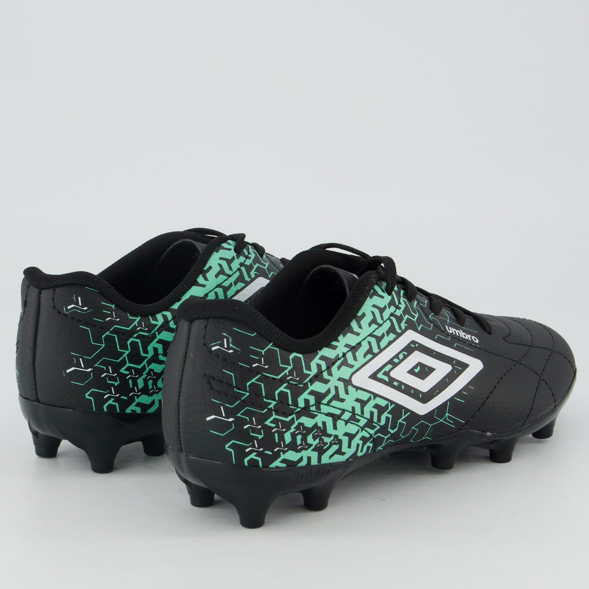 Chuteira Umbro Class Neo Campo Juvenil Preta e Verde Preto/Verde 3