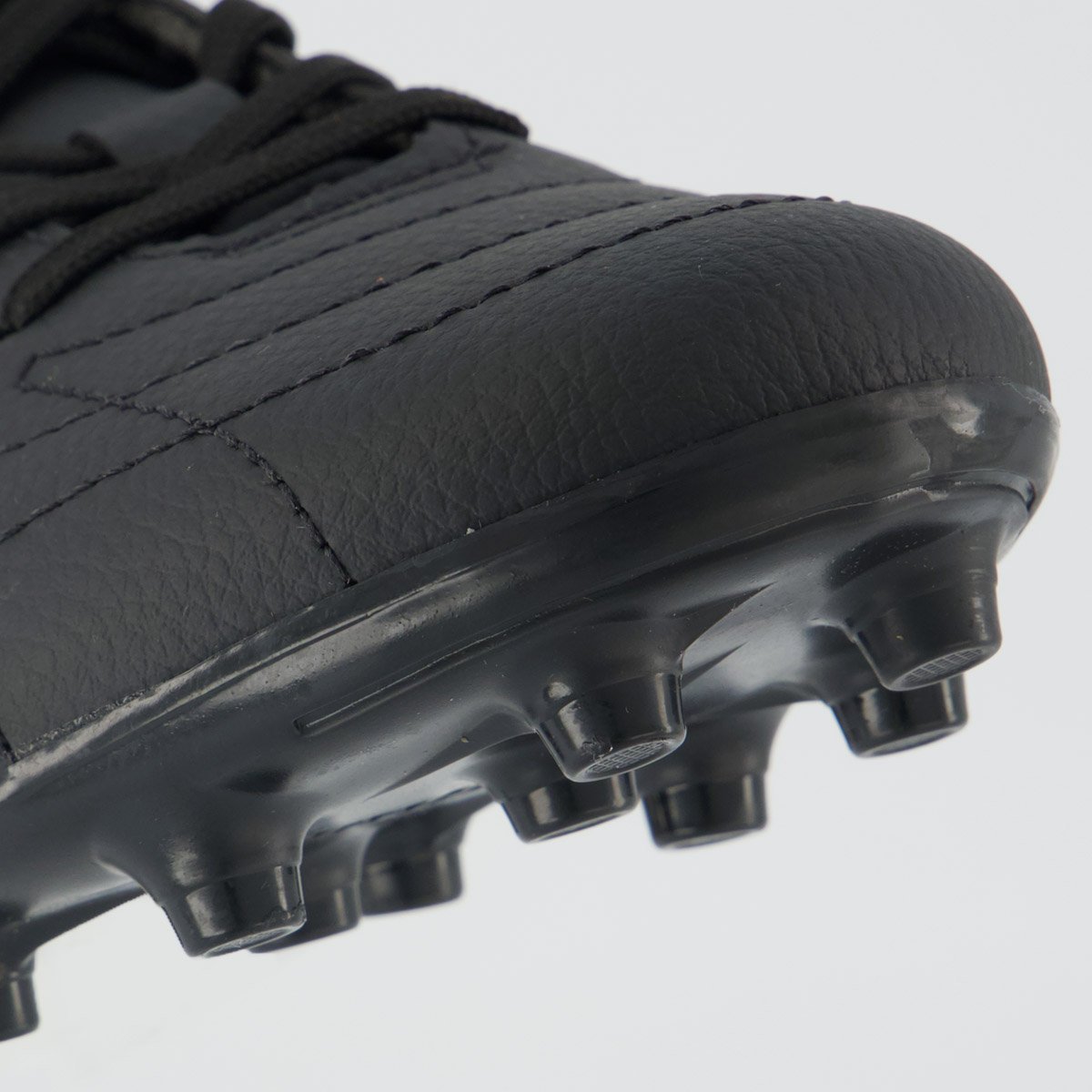 Chuteira Umbro Class Neo Campo Juvenil Preta e Verde Preto/Verde 8