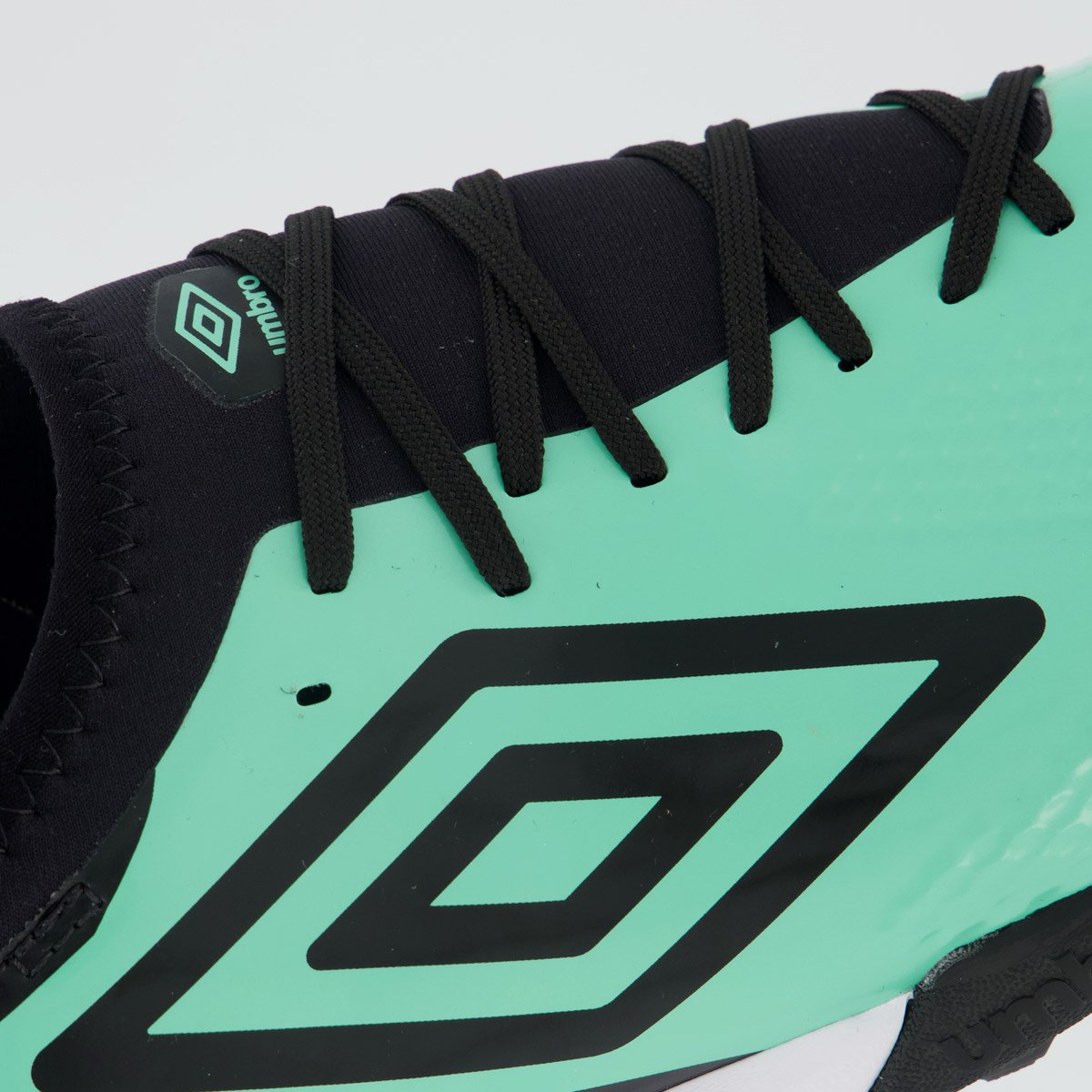 Chuteira Umbro Top Speed Club Society Verde Verde 7