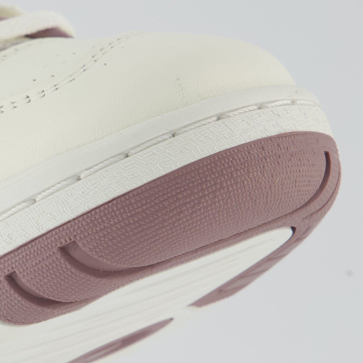 Tênis New Balance 550 Feminino Off White e Roxo Off White/Roxo 8