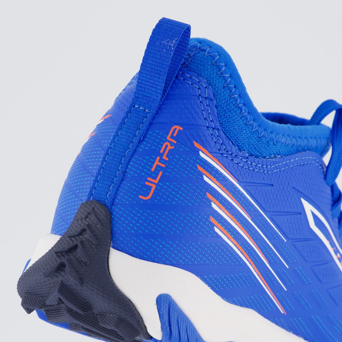 Chuteira Puma Ultra 6 Match IT + MID Society Juvenil Azul e Vermelho Azul 6