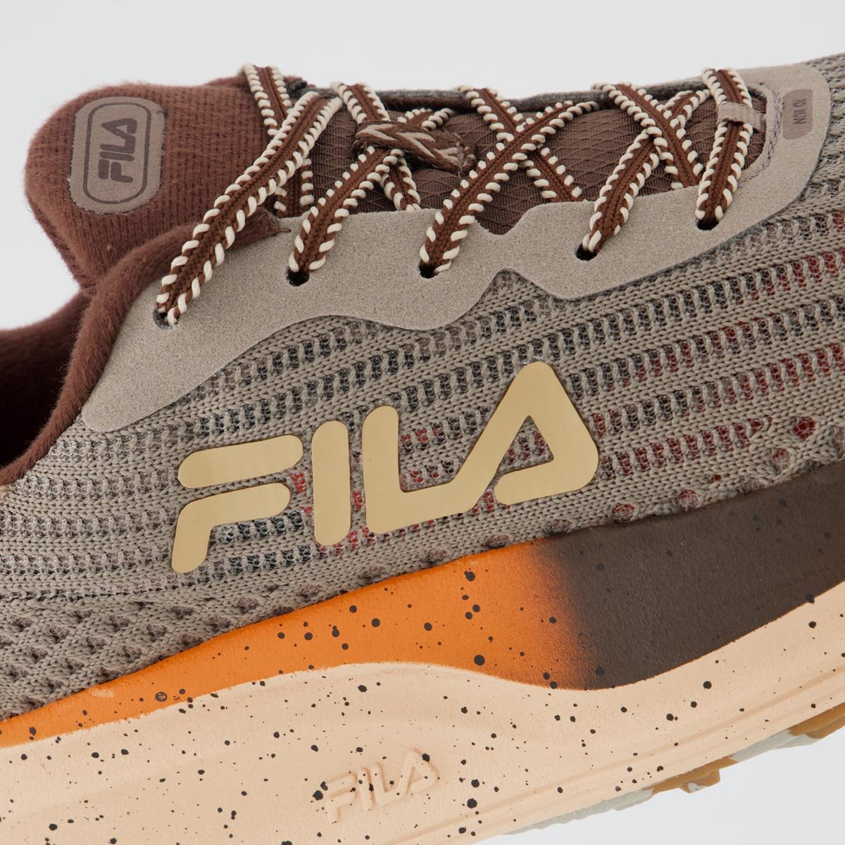 Tênis Fila Racer Speedzone Tr Feminino Marrom e Bege Marrom/Bege 7