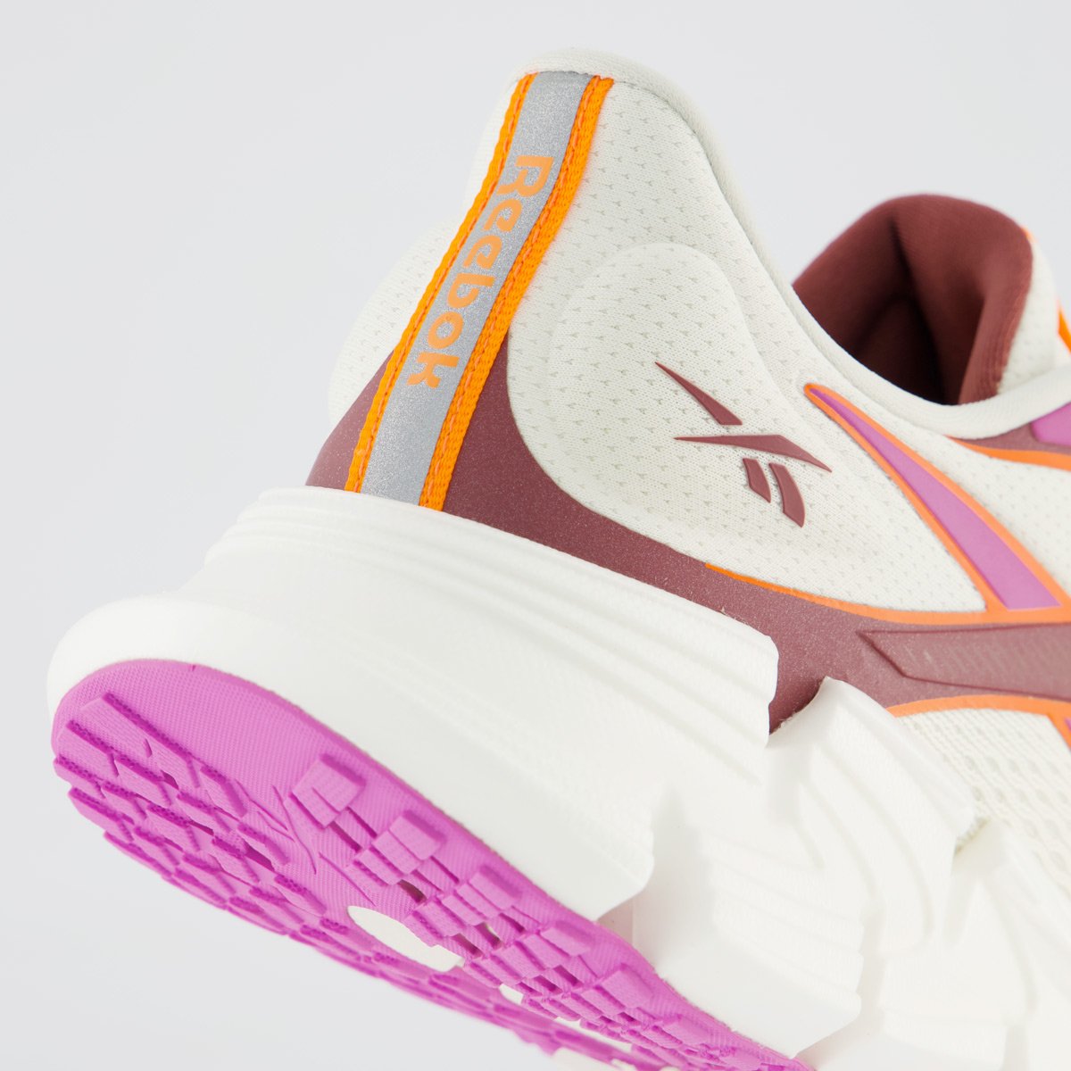 Tênis Reebok Floatzig 2 Feminino Branco e Rosa Branco/Rosa 6