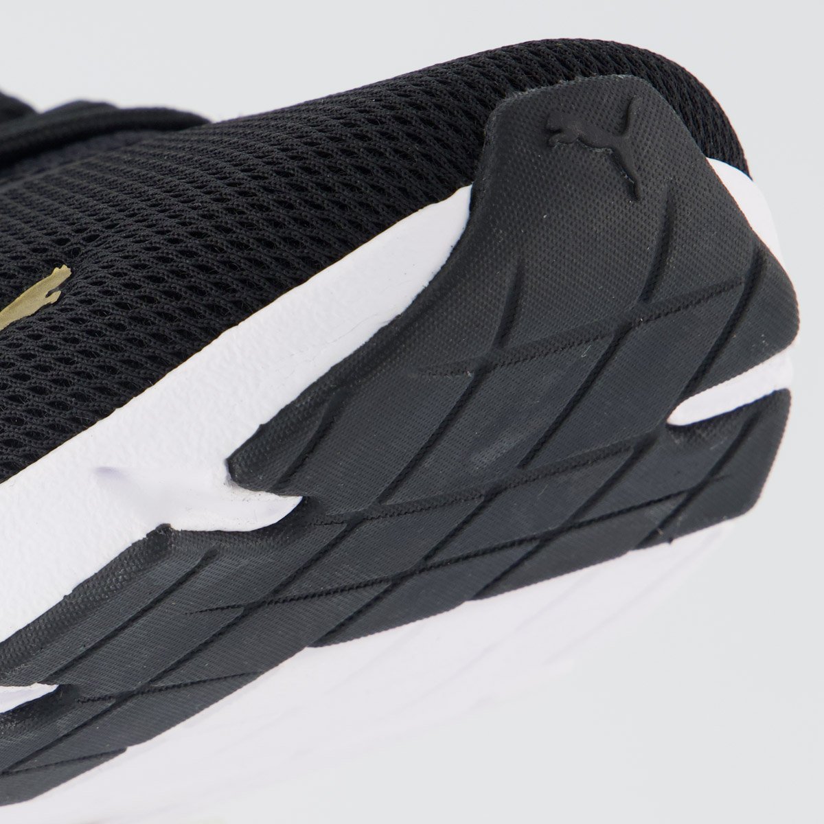 Tênis Puma Flexfocus Lite Modern Feminino Preto e Amarelo Preto/Amarelo 8