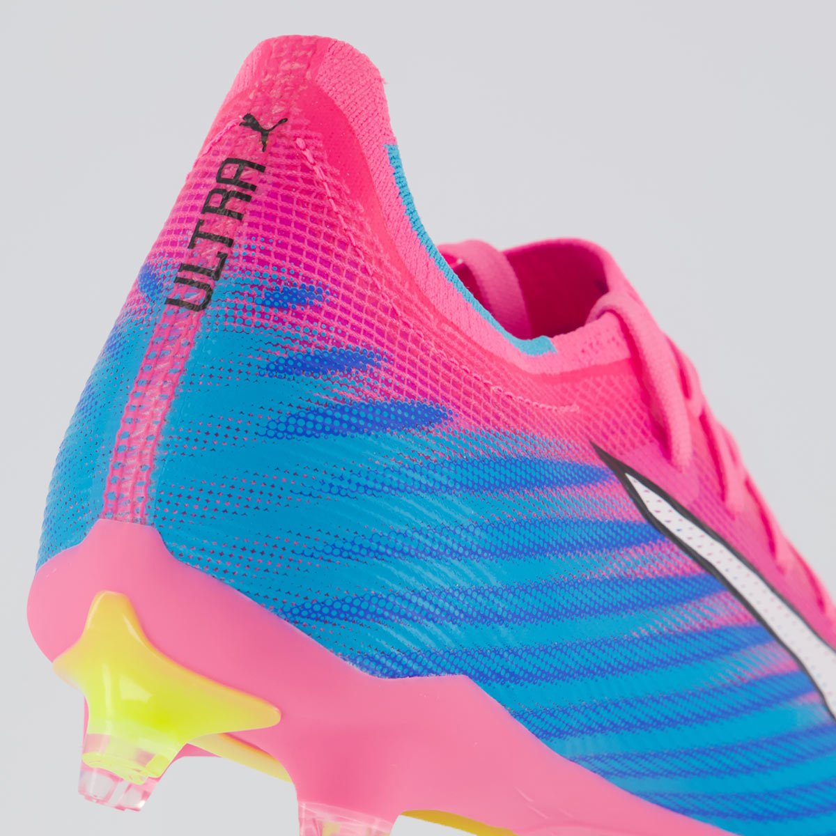 Chuteira Puma Ultra 6 Match FG/AG Campo Rosa e Azul Rosa/Azul 6