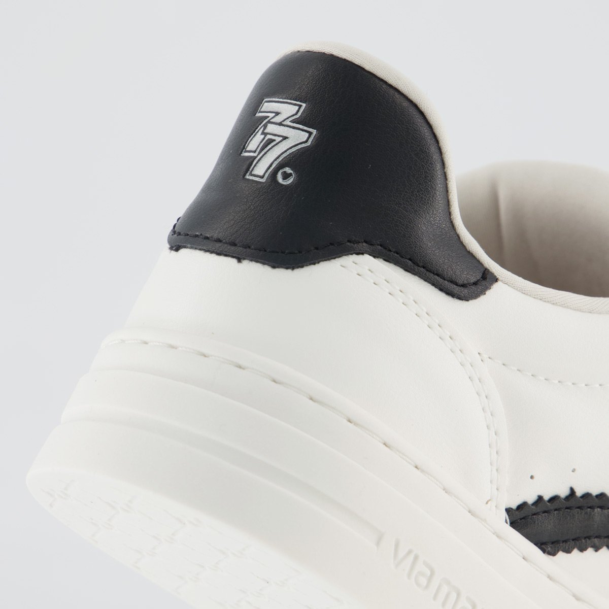 Tênis Via Marte V281 Feminino Branco e Preto Branco/Preto 6