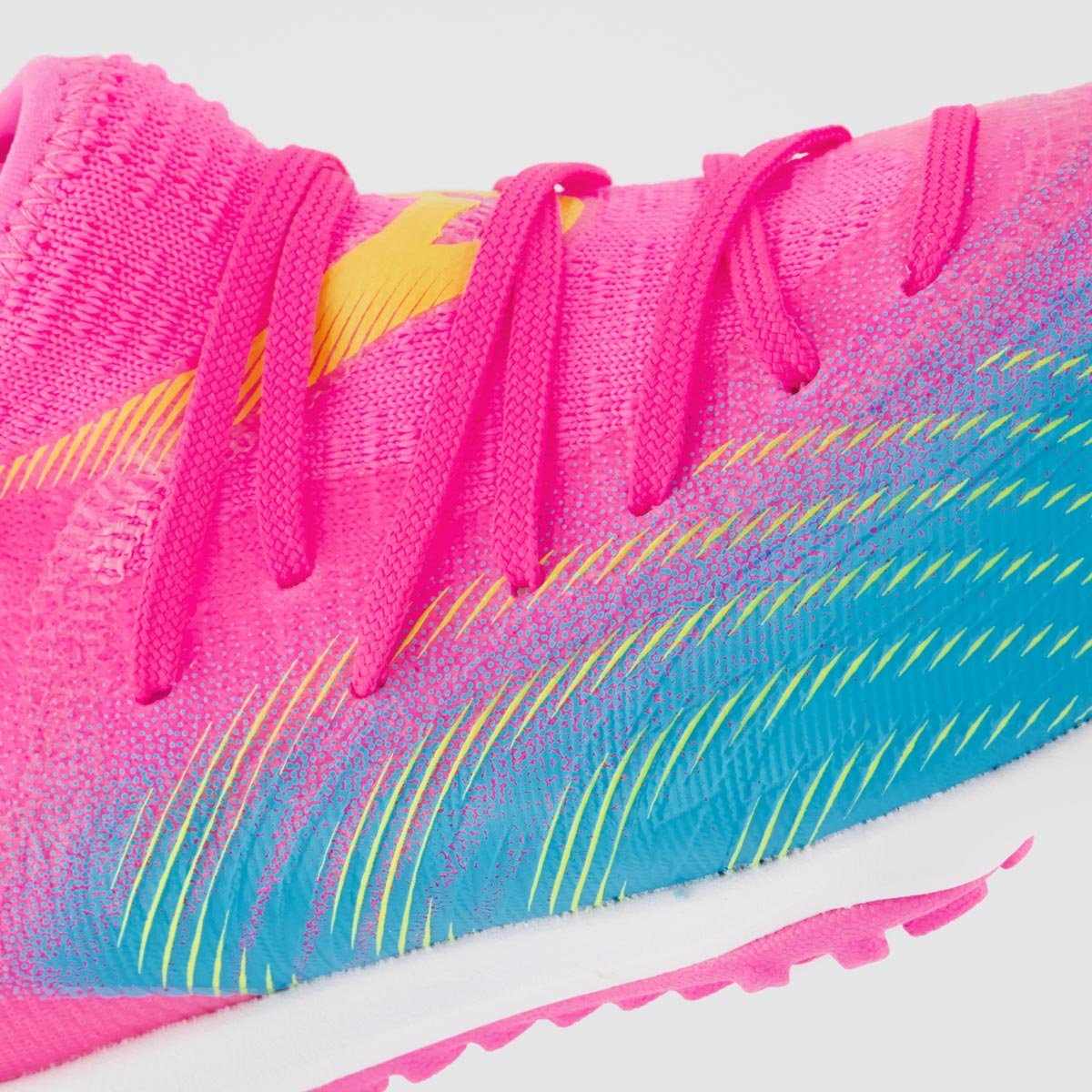 Chuteira Puma Future 9 Match Mid Society Juvenil Rosa e Laranja Rosa 7