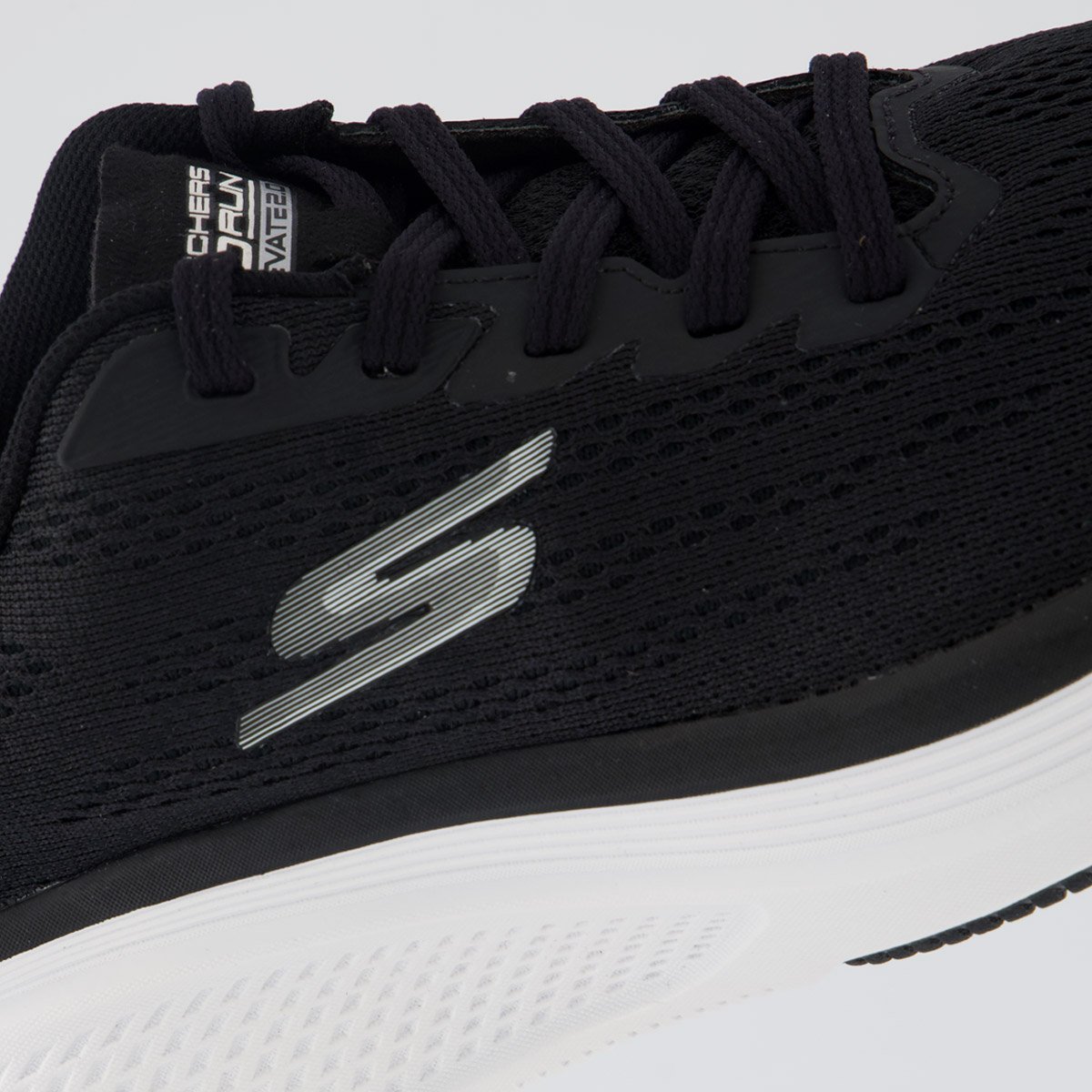 Tênis Skechers Go Run Elevate 2.0 Feminino Preto e Branco Preto/Branco 7