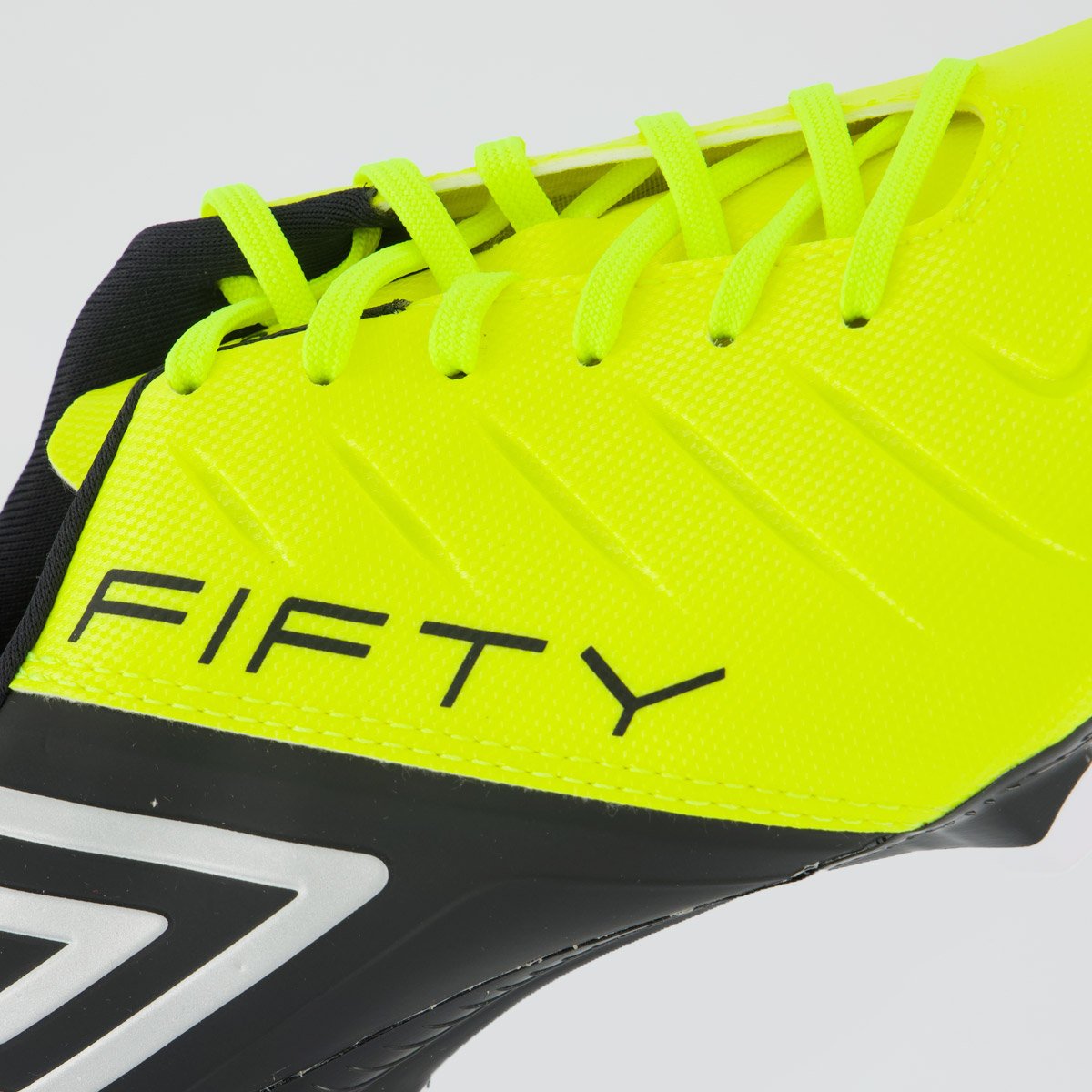 Chuteira Umbro Fifty VI Campo Verde e Preta Verde/Preto 7