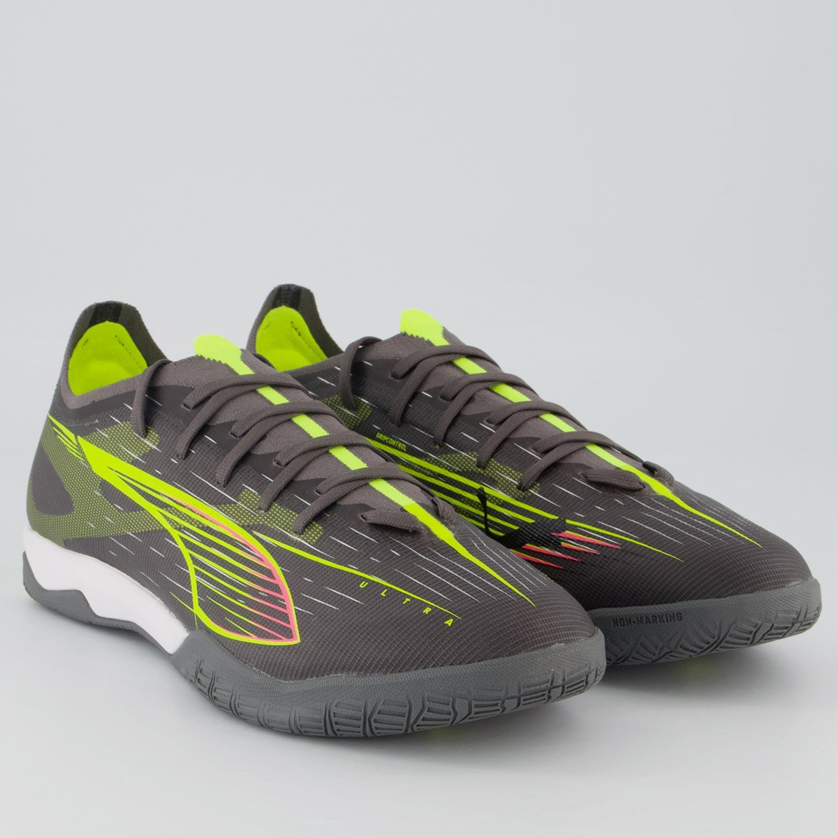 Chuteira Puma Ultra 5 Match IT Futsal Cinza Escuro e Verde Limão Cinza 2